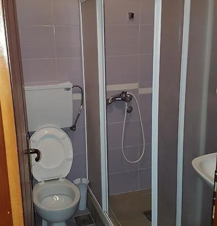 Kruna Guest house